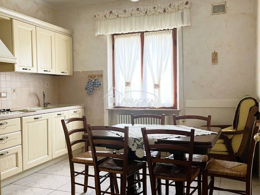 Appartamento a Roccafluvione in Via Giacomo Leopardi, 4 - Foto 3