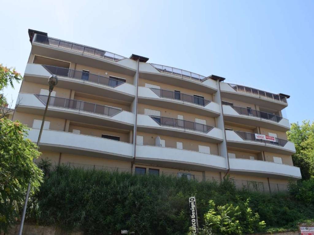 Appartamento a Chieti in Via Monsignor Rocco Cocchia - Foto 3