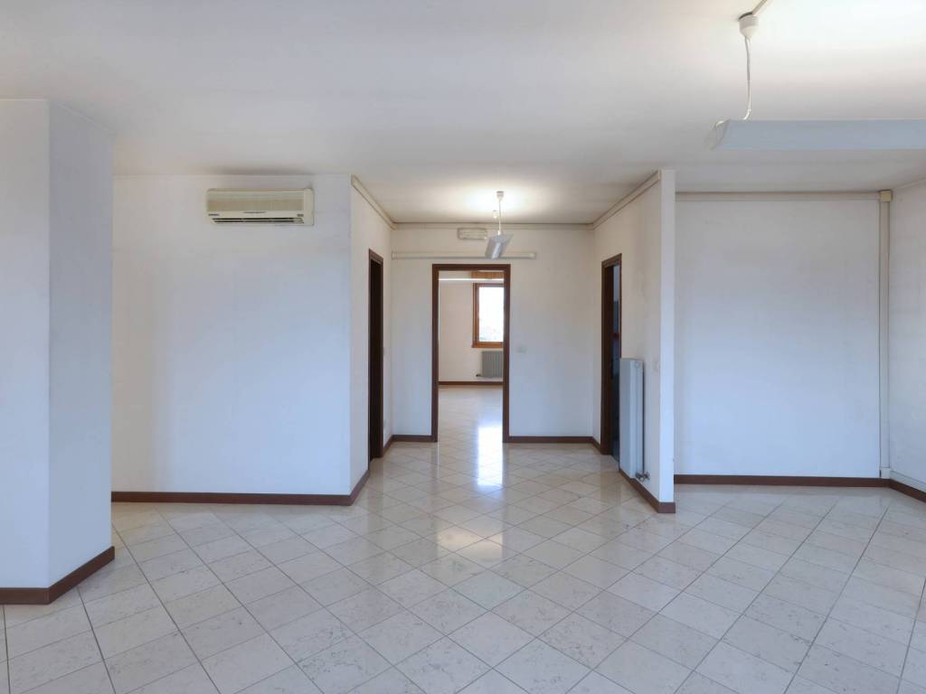 Palazzo / stabile a Venezia in Piazzale Tommaso Gar - Foto 2