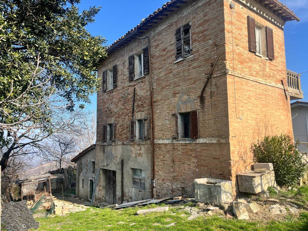 Rustico / casale a Urbino in Via Madonna del Lago, 1 - Foto 3