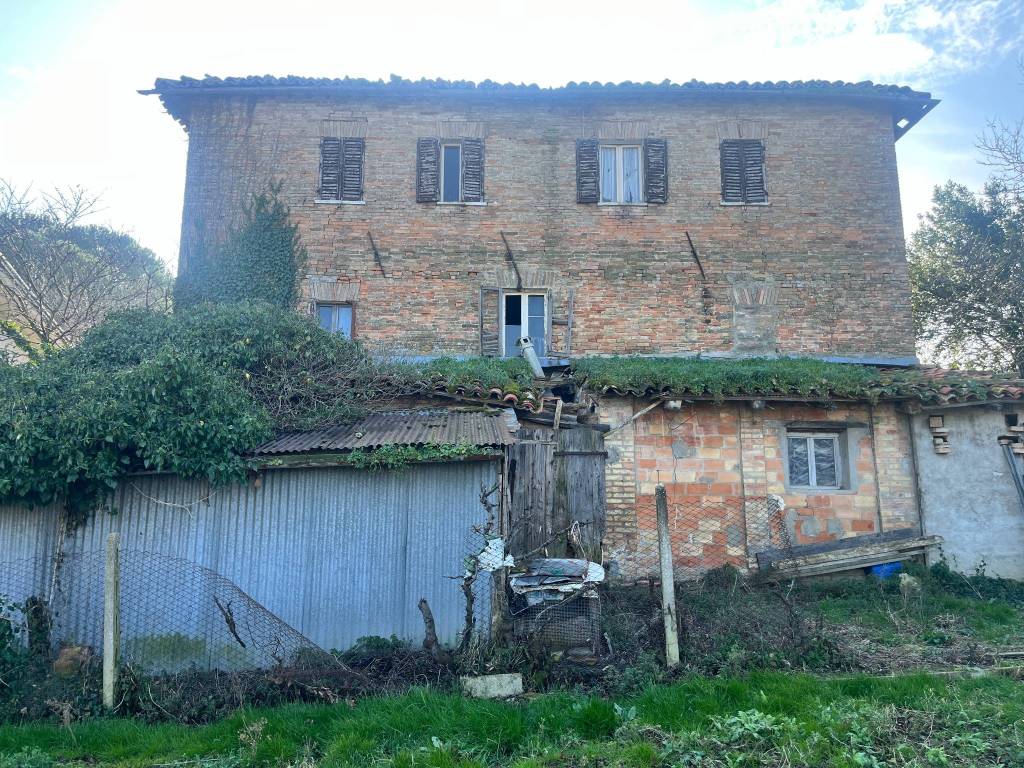 Rustico / casale a Urbino in Via Madonna del Lago, 1 - Foto 5