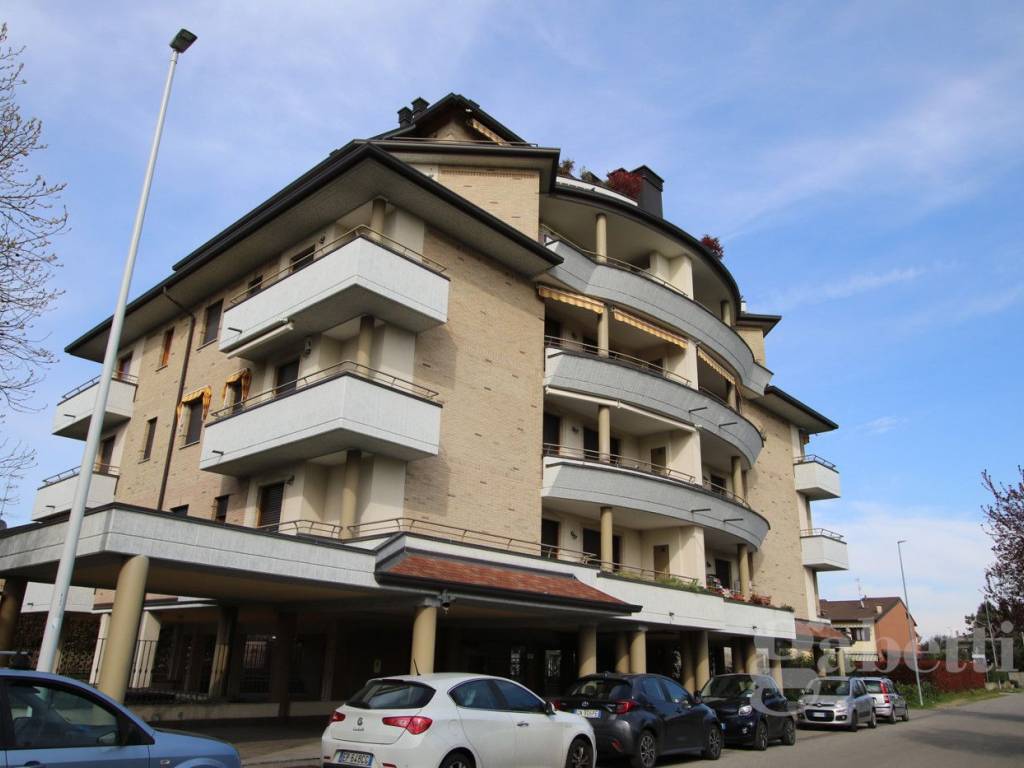 Appartamento a Busto arsizio in Via Augusta , 101 - Foto 2