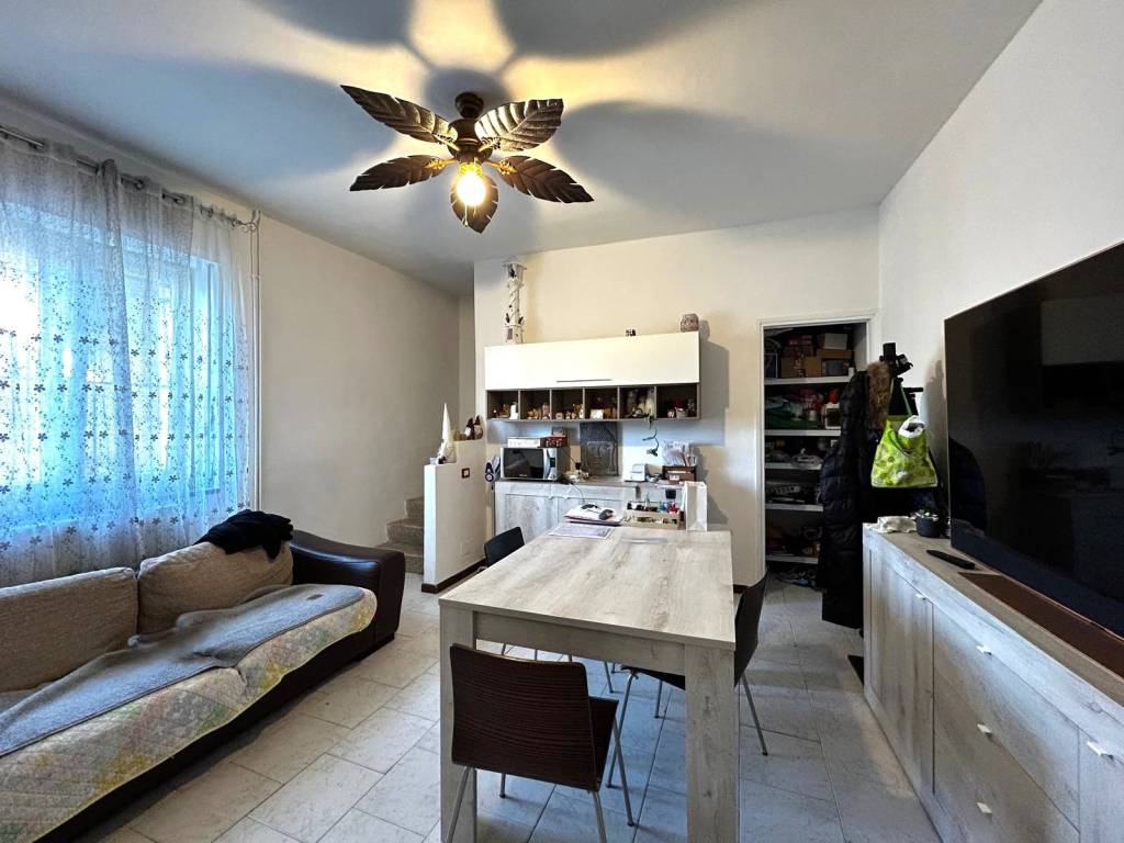 Villa a Lodi vecchio in Via Madre Cabrini, 31 - Foto 2