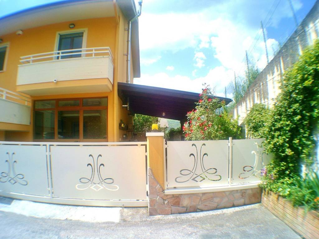 Villa a Teramo in Valle San Giovanni S.N.C. - Foto 3