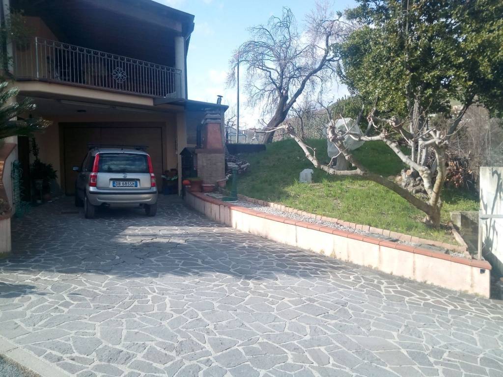 Villa a Teramo in Via Manthone S.N.C. - Foto 5