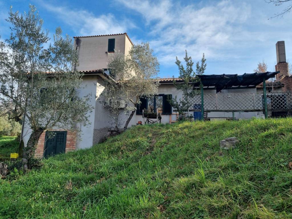 Villa a Scandriglia in Via delle Querce - Foto 2