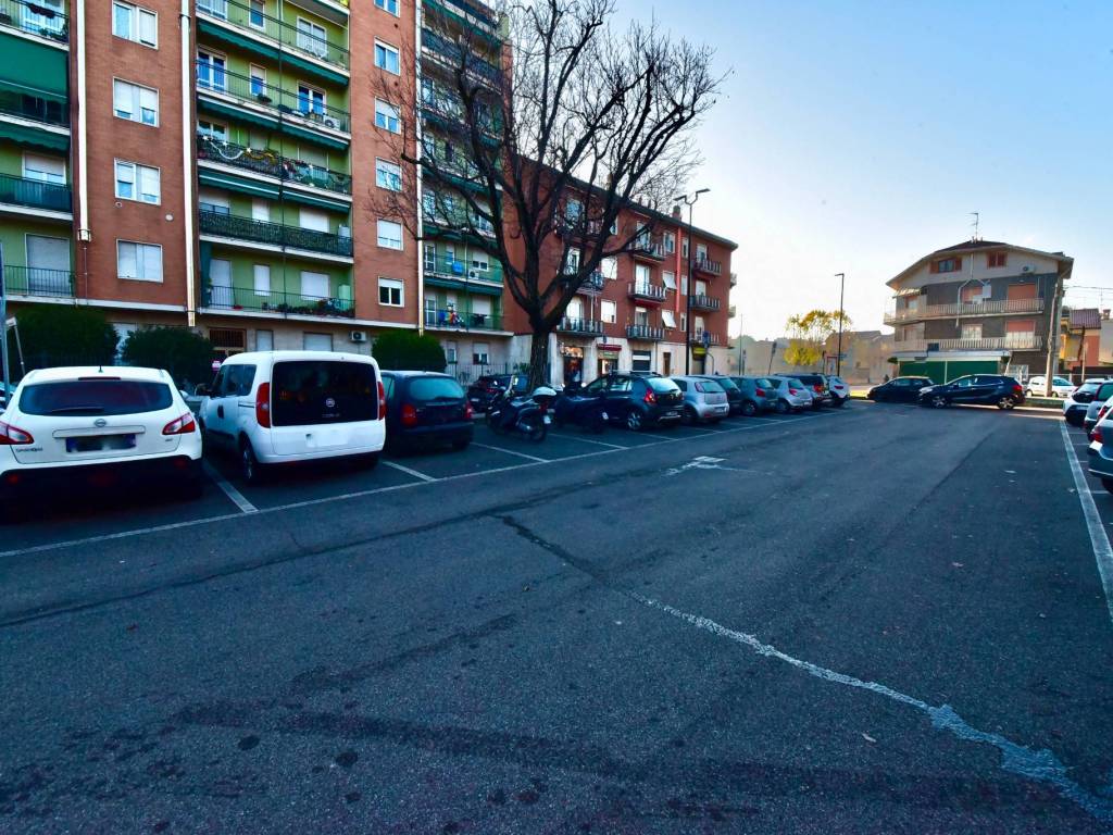 Appartamento a Limbiate in Via Silvio Pellico, 8 - Foto 2