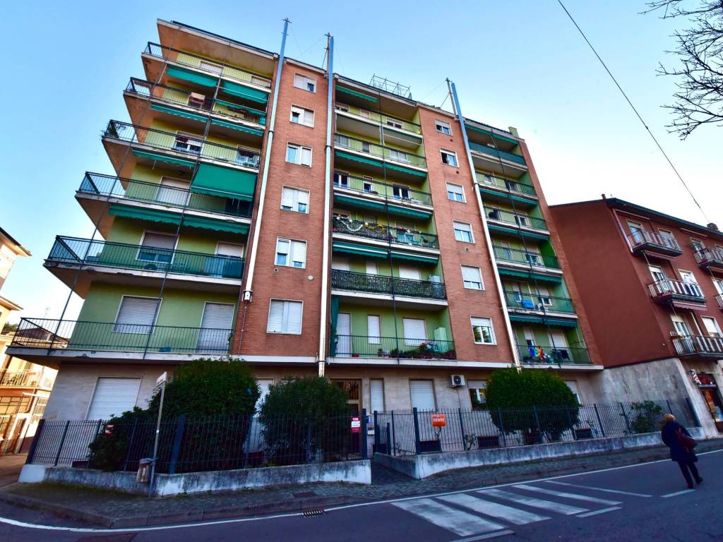 Appartamento a Limbiate in Via Silvio Pellico, 8 - Foto 3