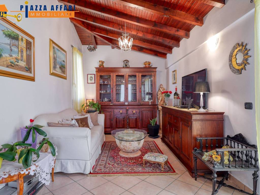 Villa a Marchirolo in via Signo e Carpio, 8 - Foto 4