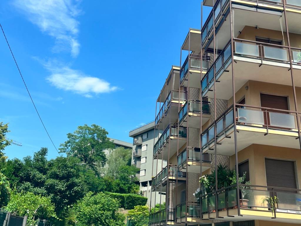 Appartamento a Como in Via Giuseppe Airoldi, 1 - Foto 3