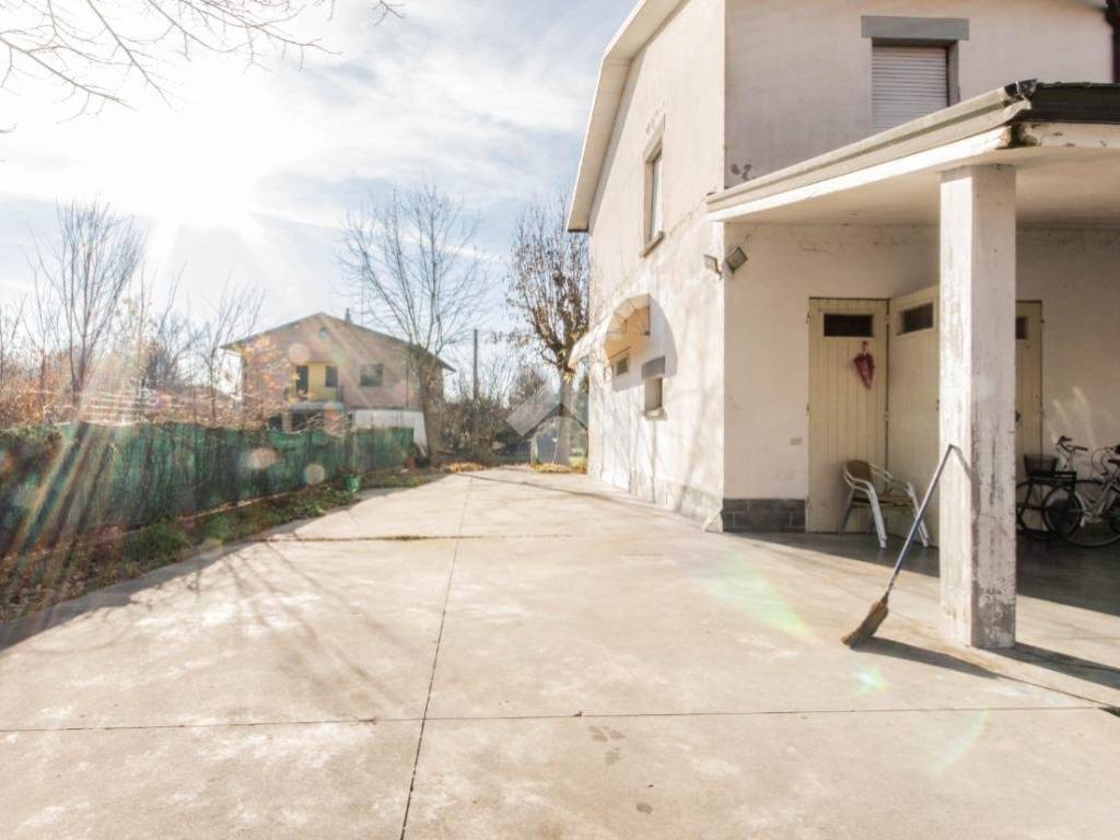 Villa a Correggio in Via Dinazzano, 14 - Foto 5