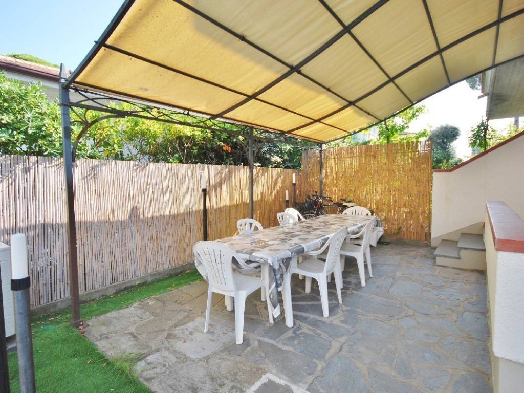 Villa a Pietrasanta in Via Concordia, 36 - Foto 3