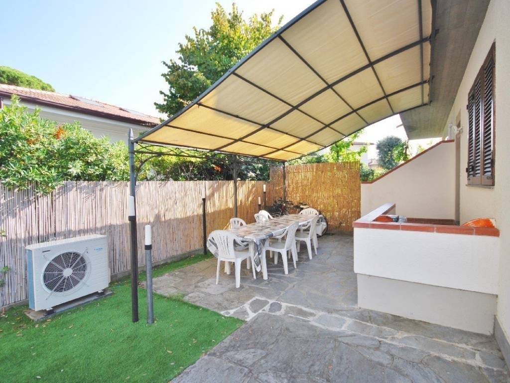 Villa a Pietrasanta in Via Concordia, 36 - Foto 4
