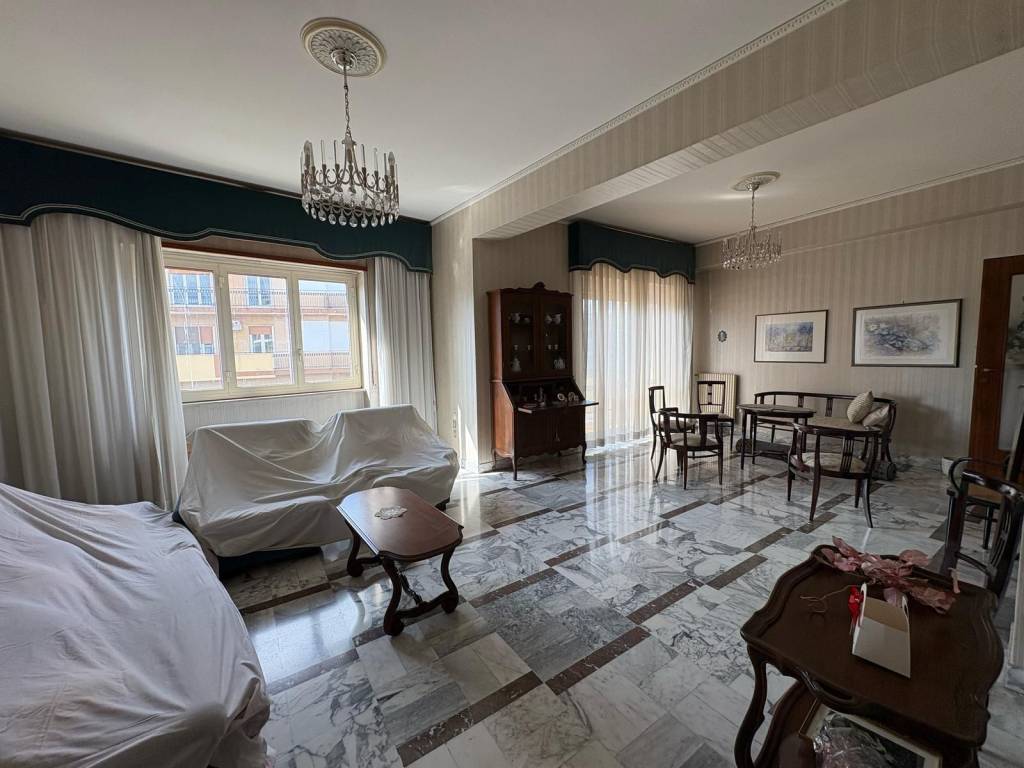 Appartamento a Cosenza in Piazza Zumpini - Foto 2