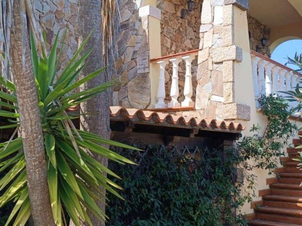 Villa a Loiri porto san paolo in Via Monte Contros, 5 - Foto 3