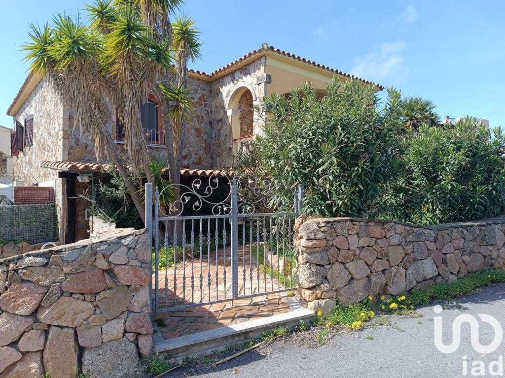 Villa a Loiri porto san paolo in Via Monte Contros, 5 - Foto 4