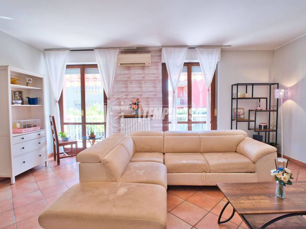 Appartamento a Cameri in Strada Privata Sesia - Foto 3