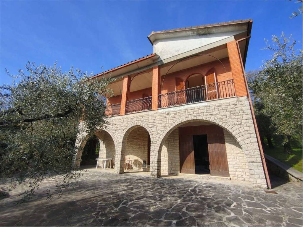 Casa indipendente a Avigliano umbro - Foto 3