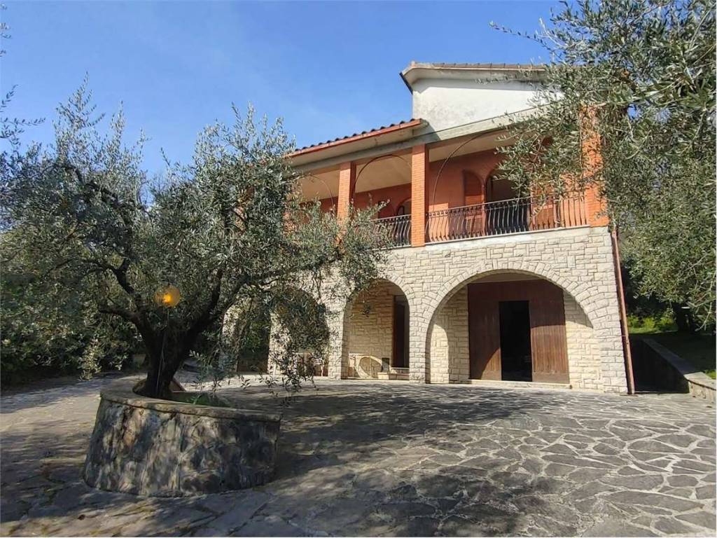 Casa indipendente a Avigliano umbro - Foto 4