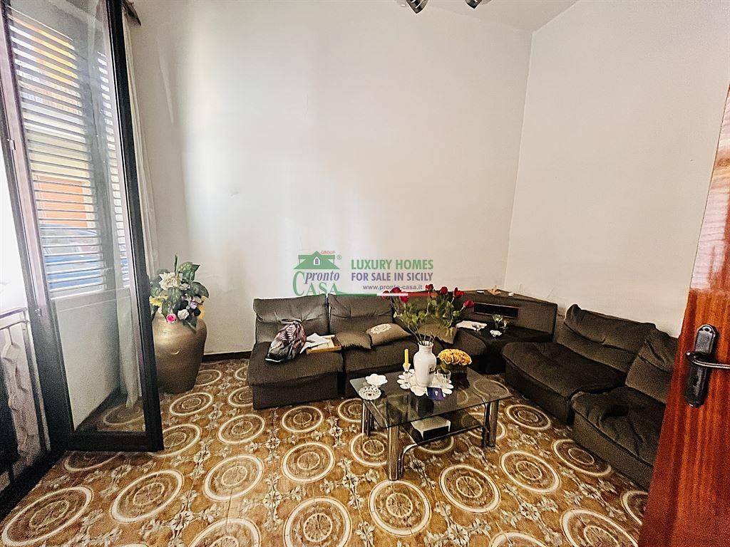 Casa indipendente a Vittoria in Via della Resistenza - Foto 3