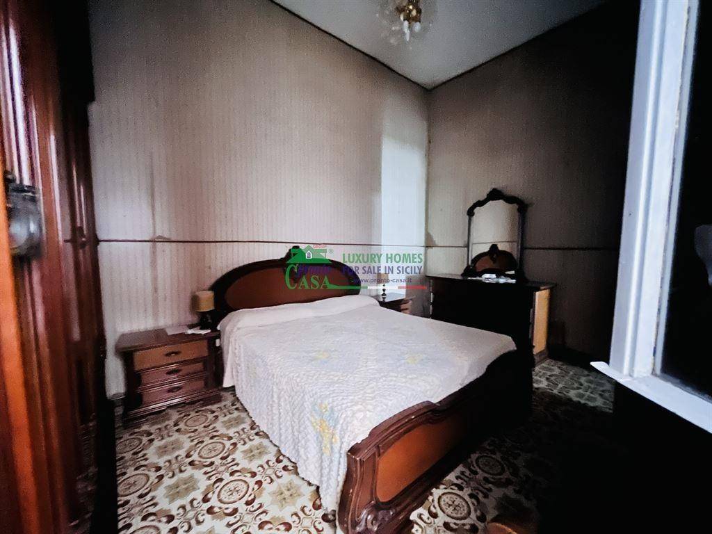 Casa indipendente a Vittoria in Via della Resistenza - Foto 5