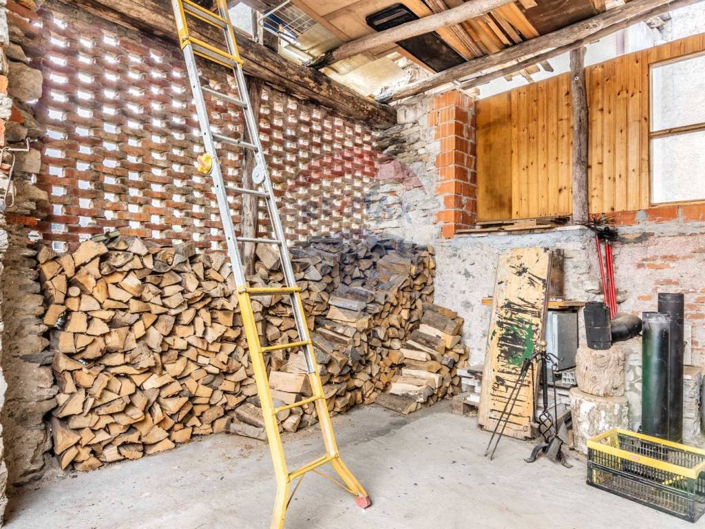 Casa indipendente a Cuvio in VIA PRETORIO, 9 - Foto 5