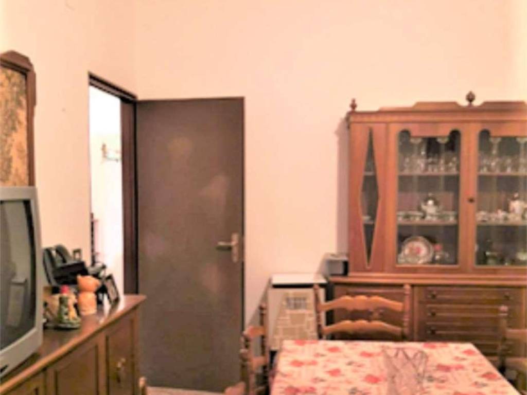 Casa indipendente a Crucoli in via montale - Foto 5