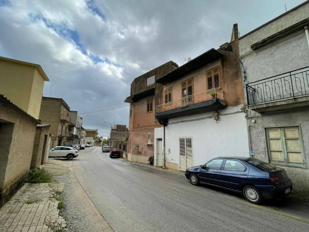Casa indipendente a Castelvetrano in via Termni - Foto 2