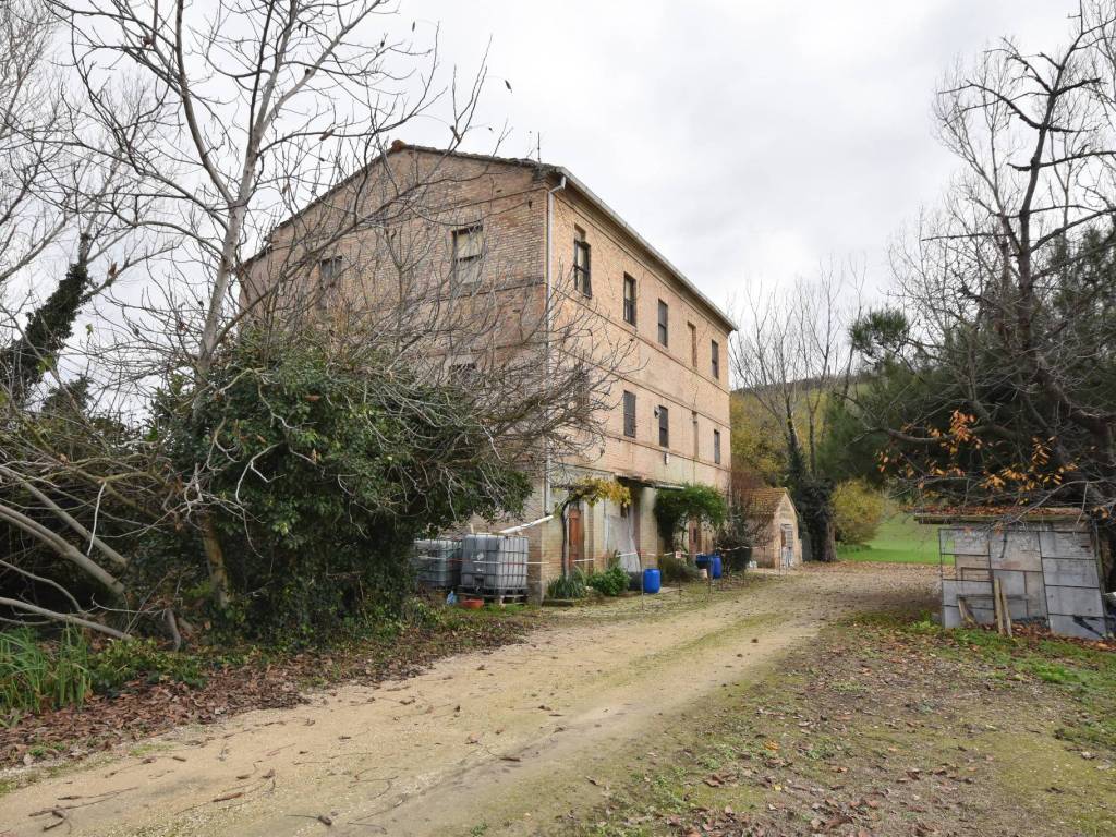 Rustico / casale a Agugliano in Contrada La Chiusa - Foto 3
