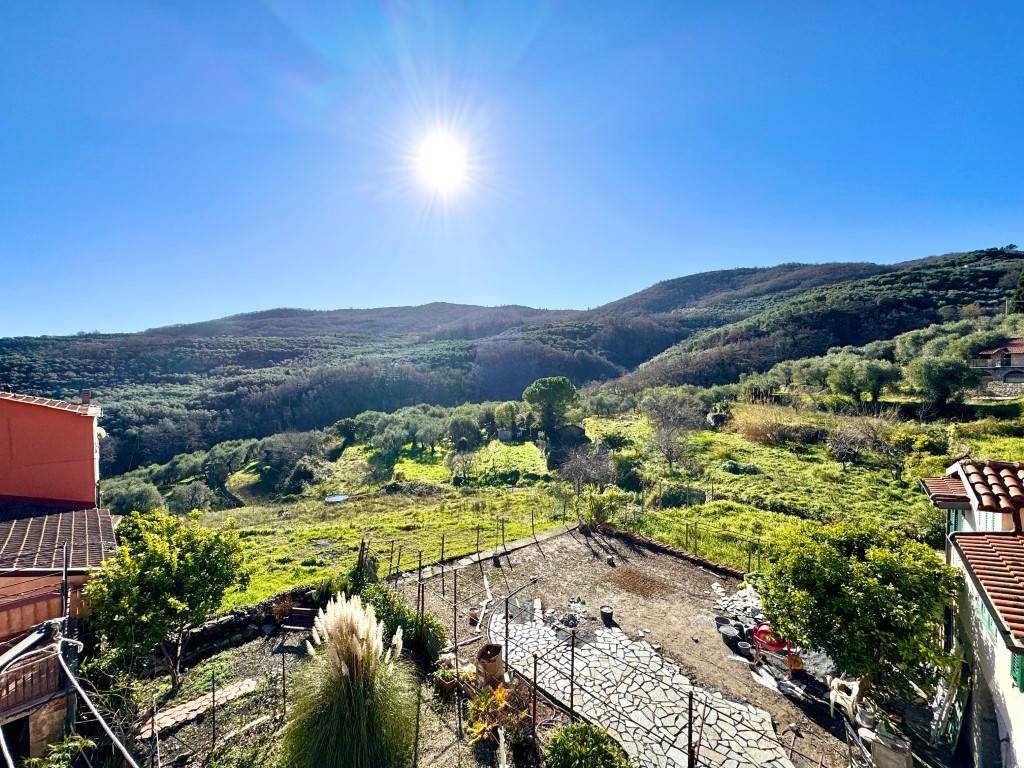 Casa indipendente a Pontedassio in Piazza Viani, 18 - Foto 5