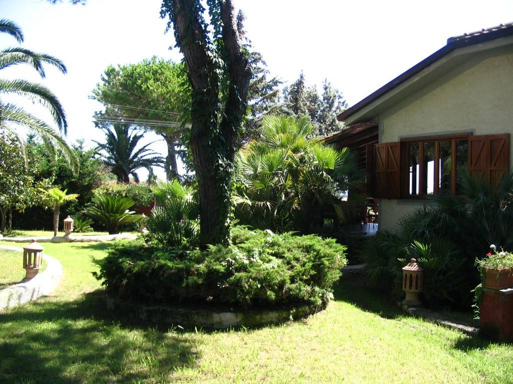 Villa a San felice circeo in Strada Provinciale Badino II - Foto 4