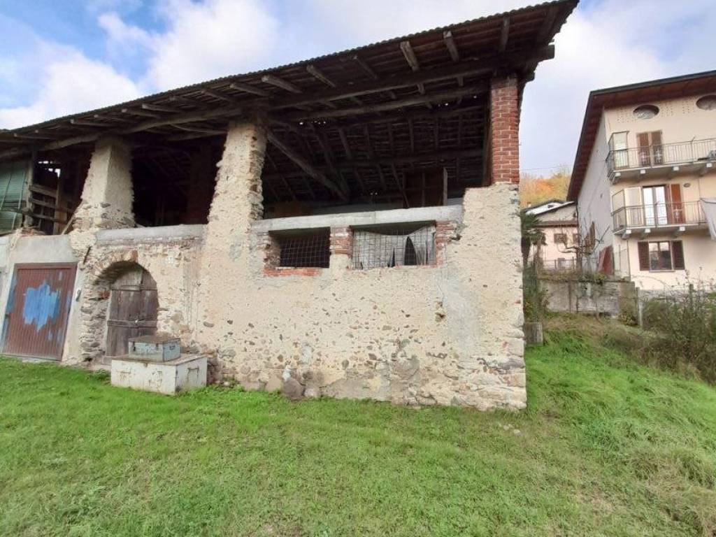 Rustico / casale a Borgosesia in Via per Plello, 33 - Foto 5