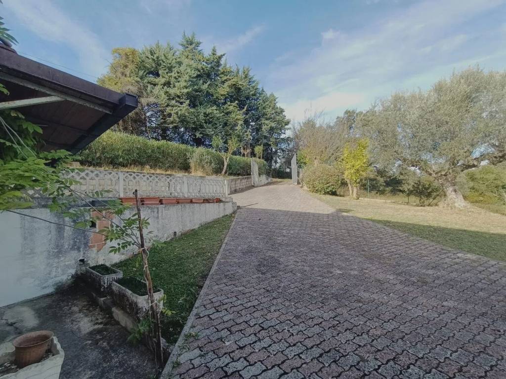 Villa a Castiglione messer raimondo in Contrada Selva, 57 - Foto 3