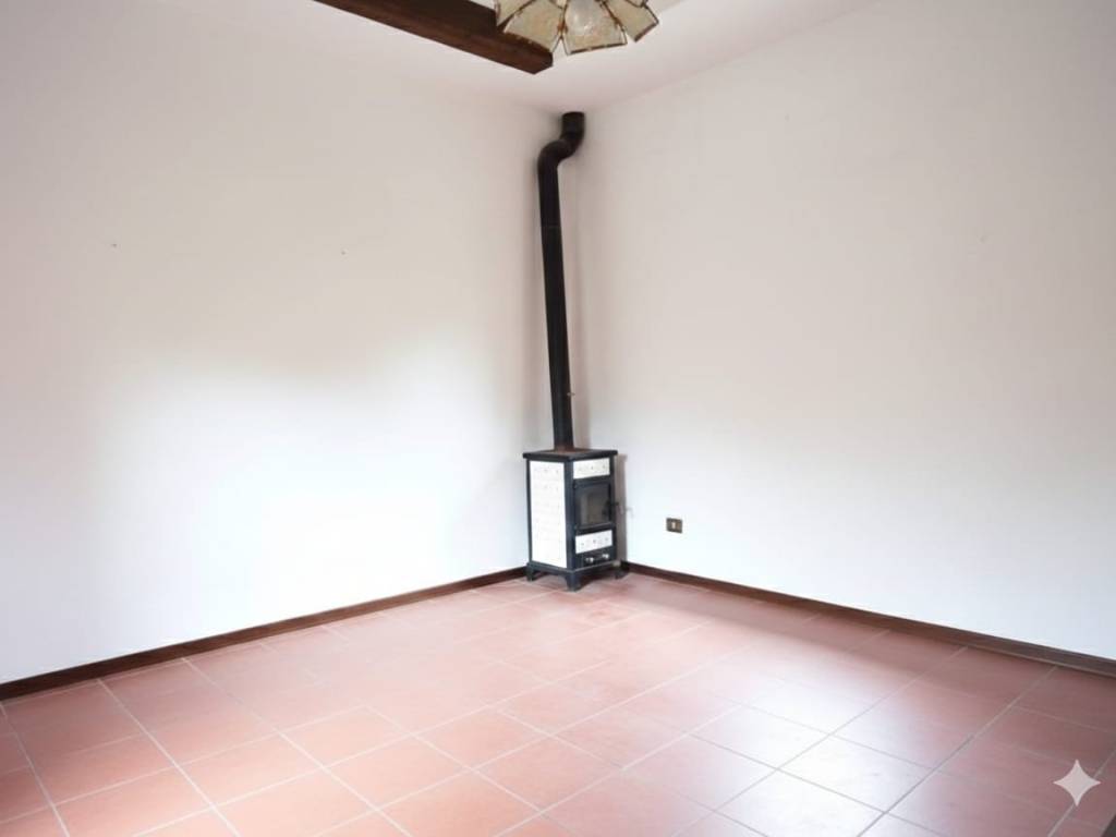 Appartamento a Vaiano in Piazza del Comune - Foto 4