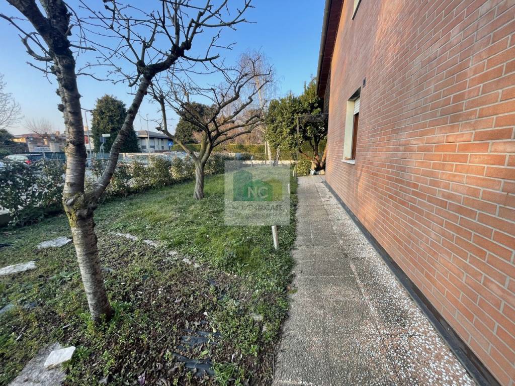 Appartamento a Noventa padovana in Via Michelangelo Buonarroti 1 - Foto 3