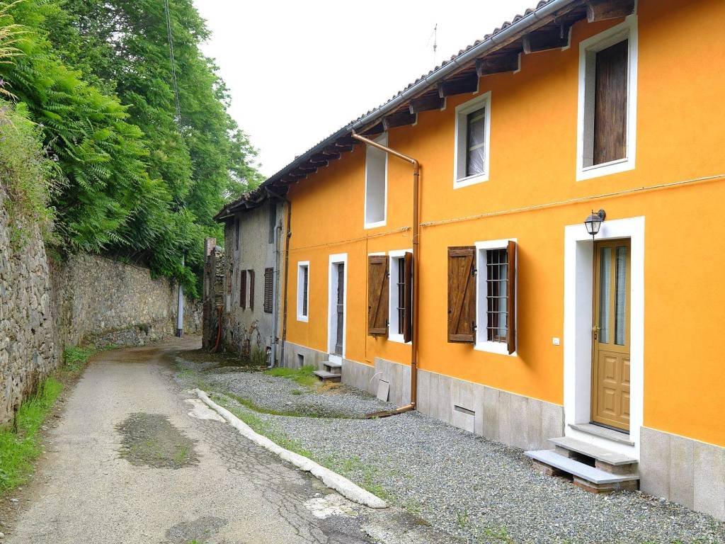 Casa indipendente a Viverone in Frazione Veneria Superiore, 49 - Foto 2