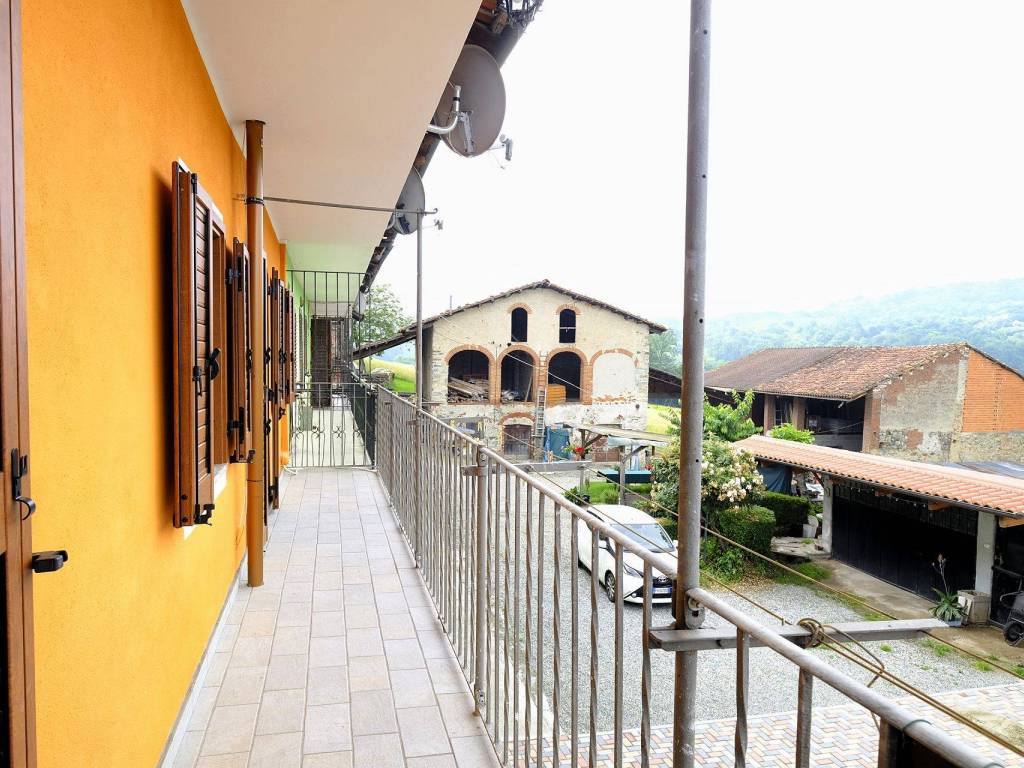 Casa indipendente a Viverone in Frazione Veneria Superiore, 49 - Foto 4