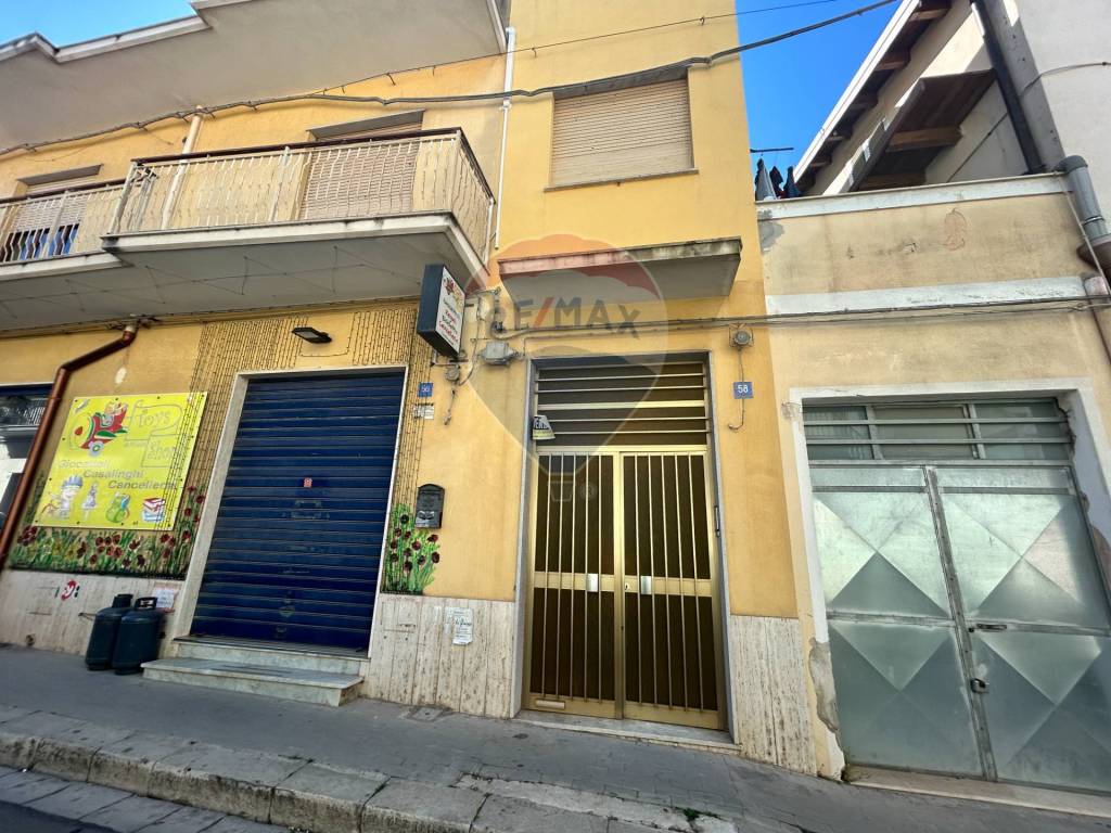 Casa indipendente a Pachino in Via G. pepe, 58 - Foto 2