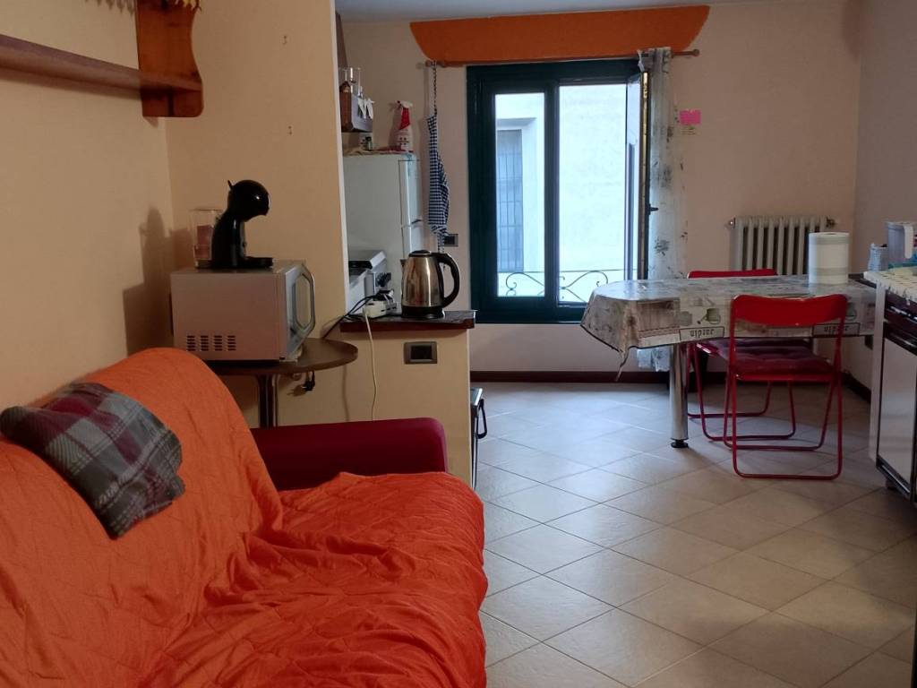 Appartamento a Novara in Vicolo Canonica - Foto 5