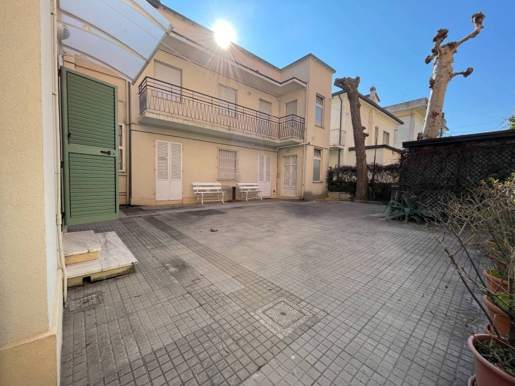 Villa a Riccione in Viale Antonio Gramsci - Foto 5