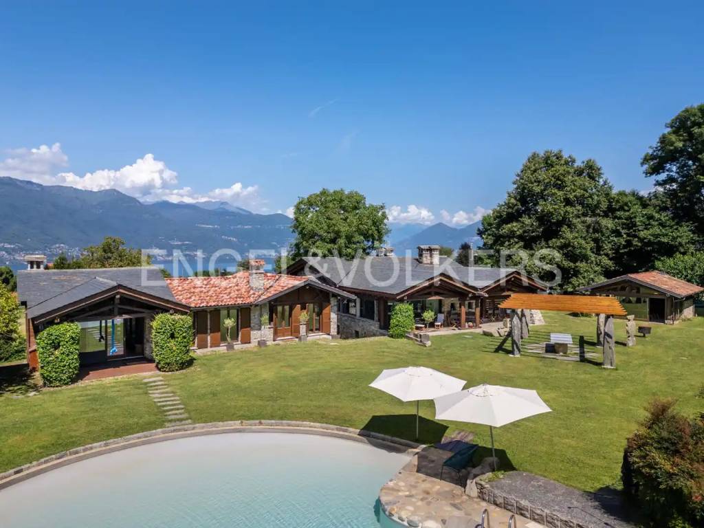 Villa a Castelveccana in Località Pira Pianeggi - Foto 3