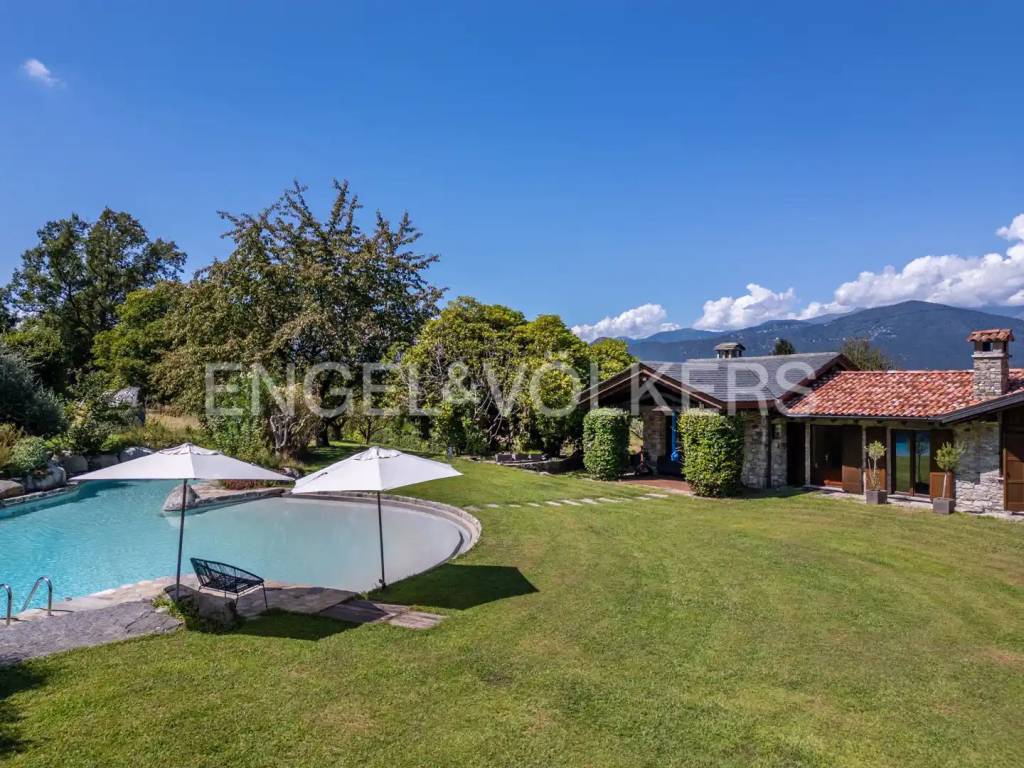 Villa a Castelveccana in Località Pira Pianeggi - Foto 5