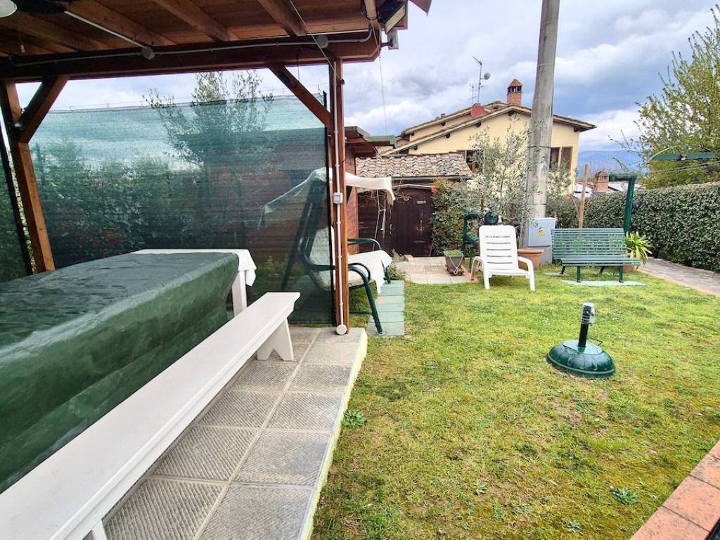 Villetta a schiera a Montevarchi in Via di Picille - Foto 5