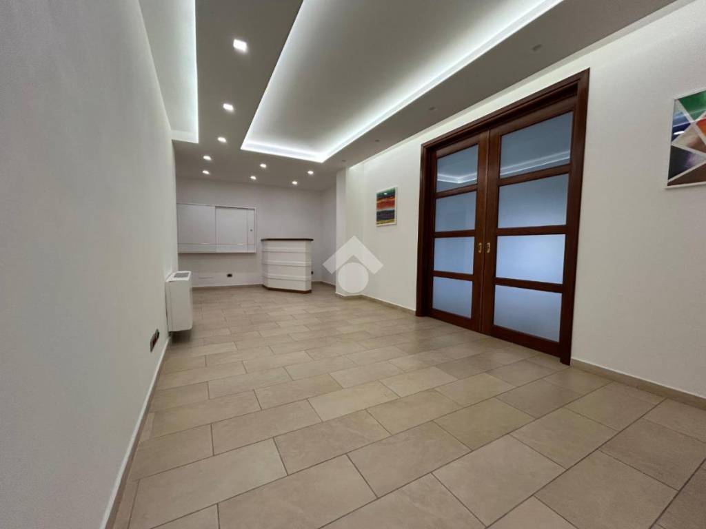 Appartamento a Cosenza in Via Vincenzo Di Benedetto - Foto 4