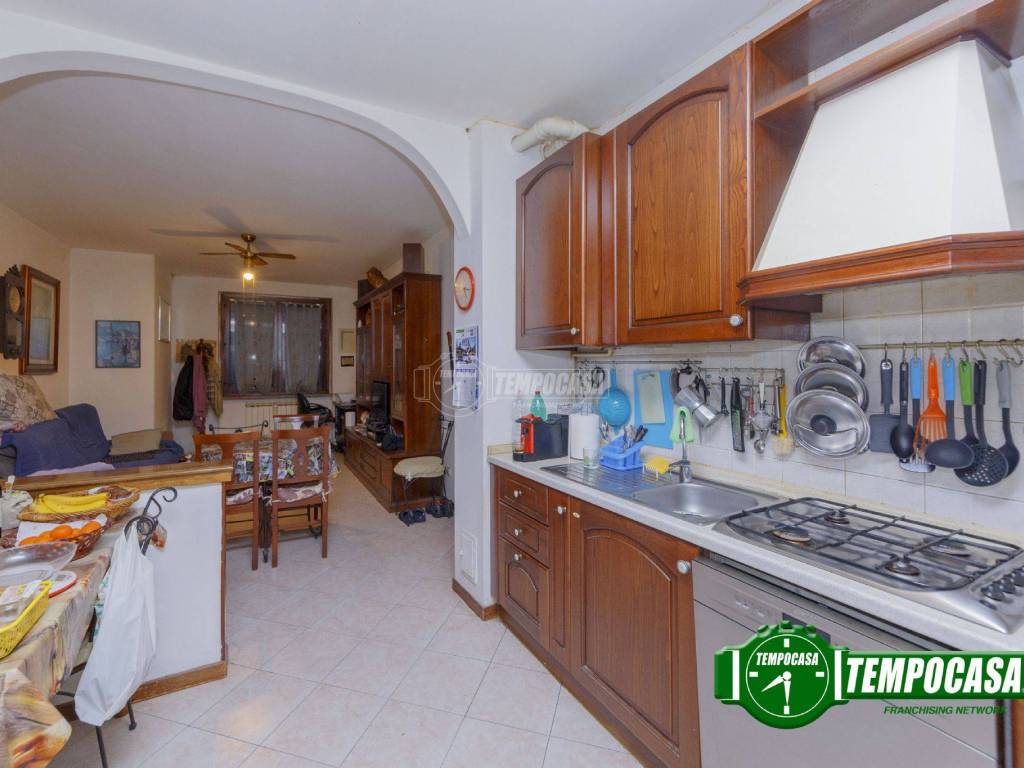 Appartamento a Bornasco in Via Cadore - Foto 5