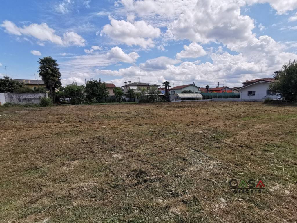 Terreno a Cordenons in Via Martiri della Libertà - Foto 2