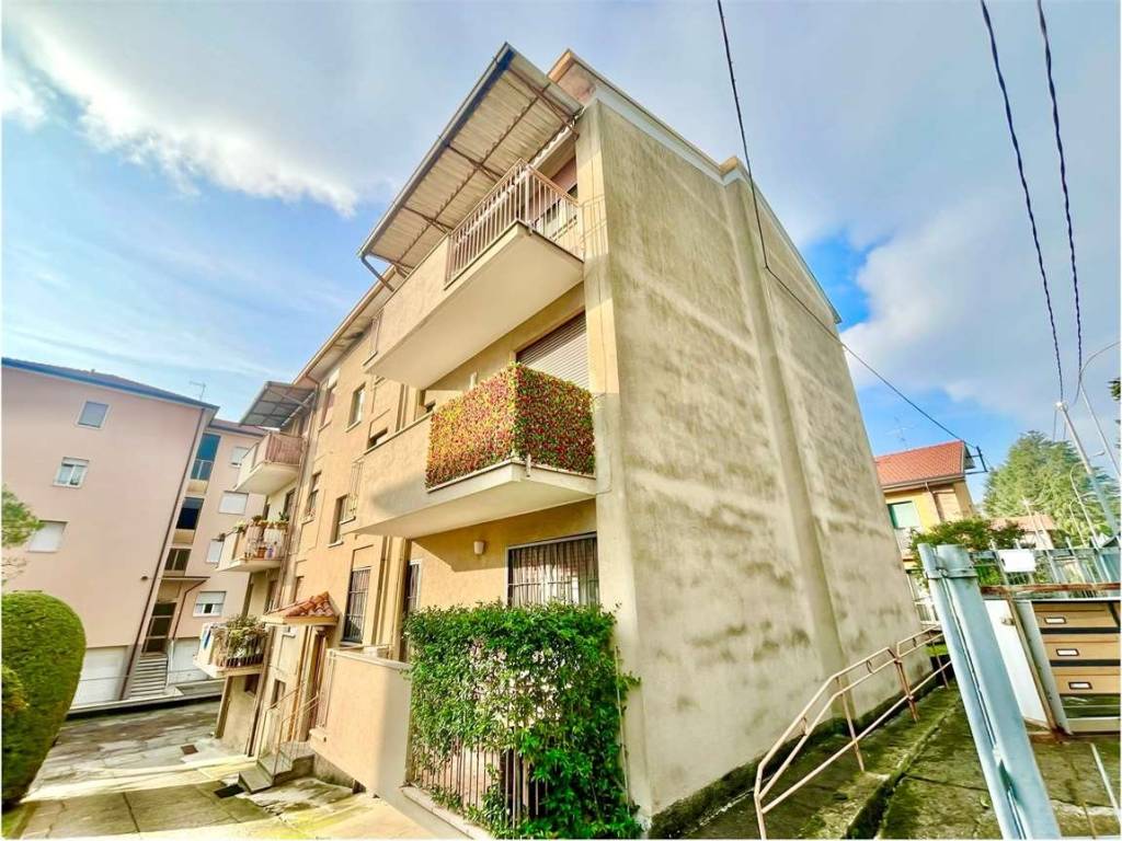 Appartamento a Monticello brianza in via montegrappa - Foto 2