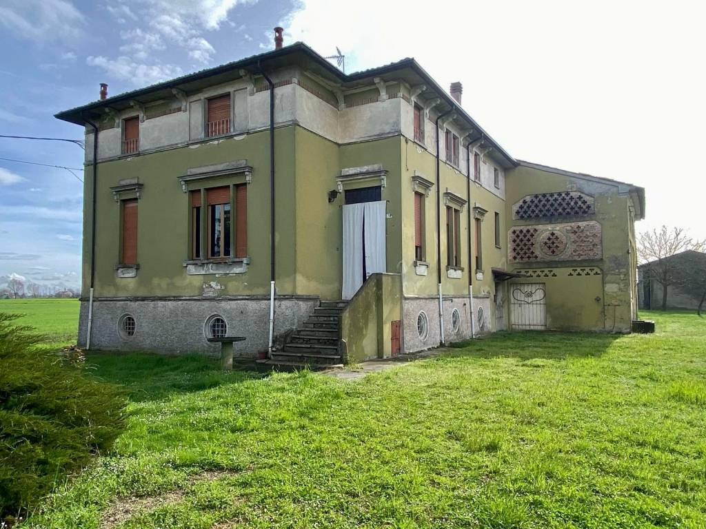 Villa a San benedetto po in Strada Crema, 15 - Foto 2