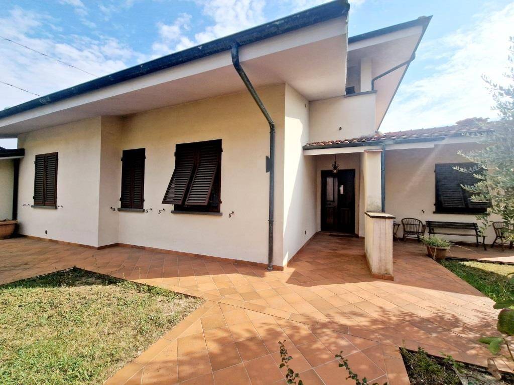 Villa a Montecarlo in Via Romana, 57 - Foto 4