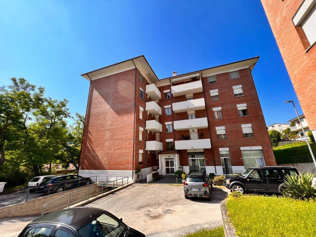 Appartamento a Sassoferrato in VIA BRAMANTE - Foto 2